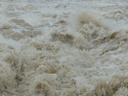 high-water-123208_1280